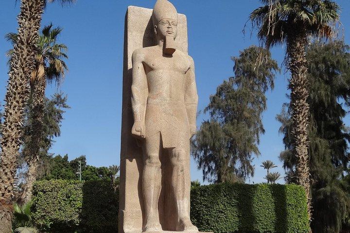 Tour guidato di un giorno per Giza, Saqqara e Memphis dal Cairo