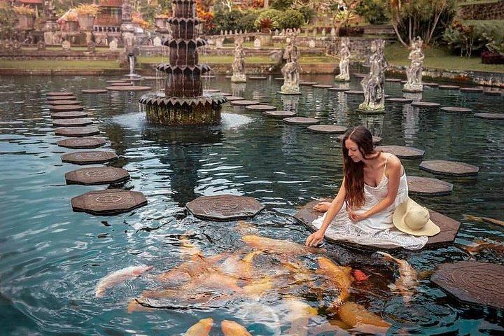 Point culminant d'Instagram: Gate of Heaven - Tirta Gangga - Tukad Cepung Waterfall
