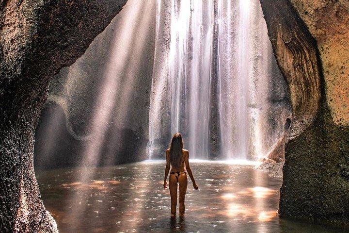 Point culminant d'Instagram: Gate of Heaven - Tirta Gangga - Tukad Cepung Waterfall