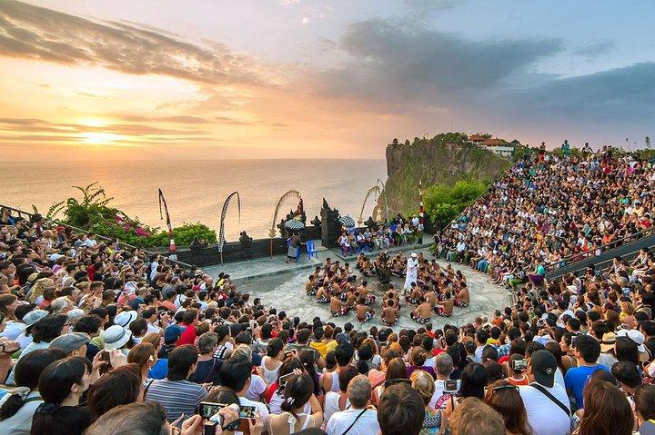 Half-Day Tour: Uluwatu Temple og Kecak Fire Dance Show