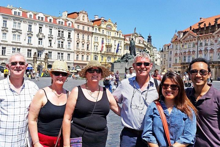 Tour a piedi per piccoli gruppi della città vecchia di Praga e del quartiere ebraico