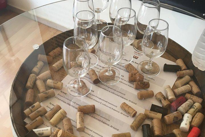 ナフプリオのネメアでのワインの試飲の世界