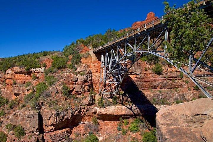 オーククリークキャニオンシーニックジープツアー：スムーズなルート89Aビュー