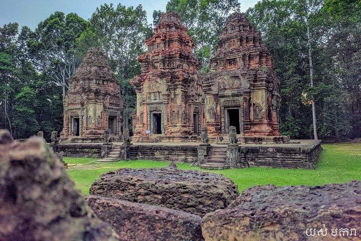 2 Days Exclusive Temple Highlights with Sunset and Sunrise Guide