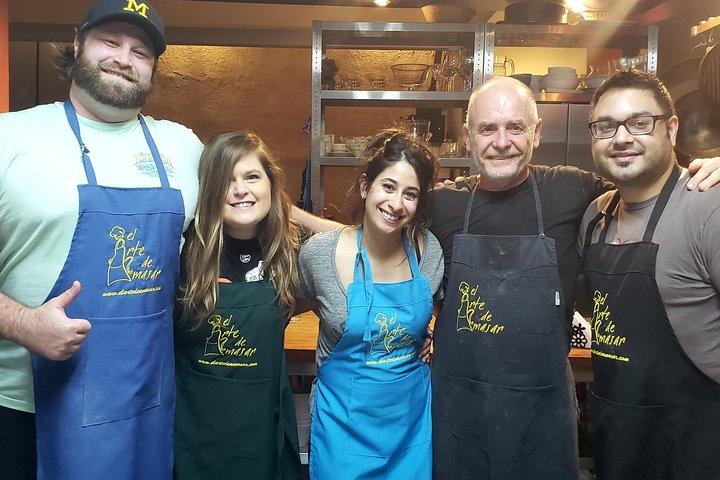 Classe de culinária argentina com vinho e anfitrião local