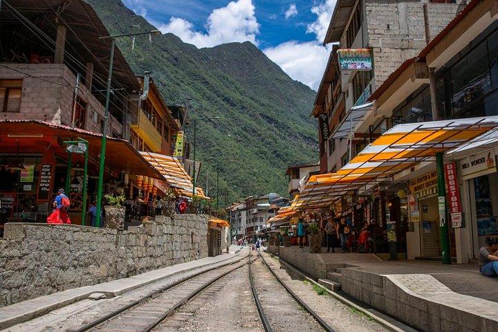 Machu Picchu et Huayna Picchu en train (2 jours)