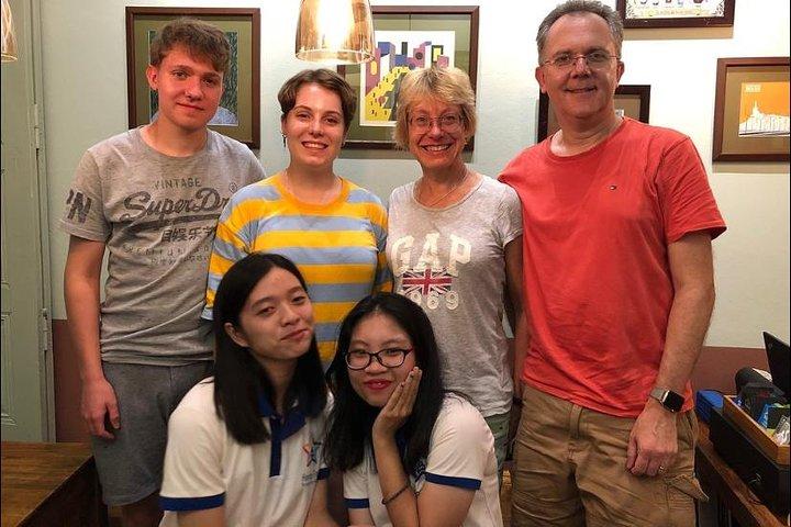 (Privat) MUSEUMTUR i HANOI