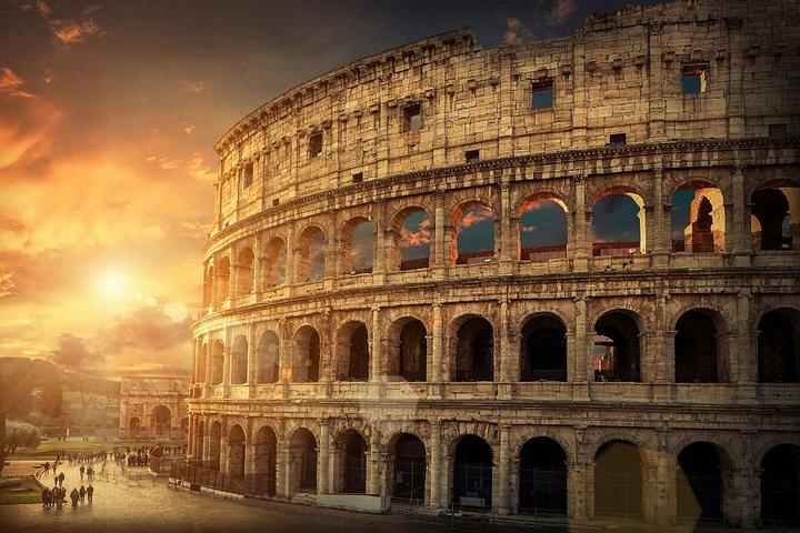 Express Colosseum Guided Tour: 1 Hour Fast Track Experience