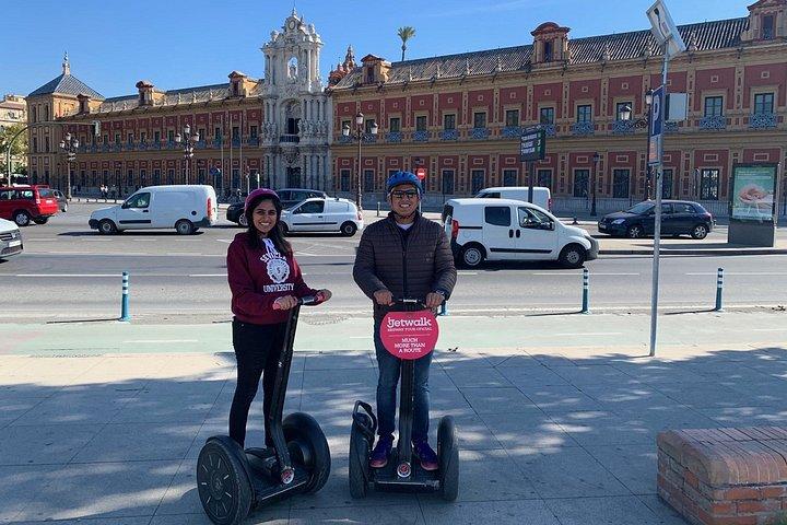 小グループツアー：Segway経由セビリヤシティセンターとPlazaEspaña