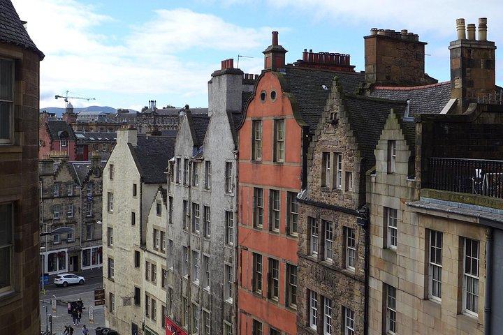 Edinburgh: History Lovers Old Town Walking Tour