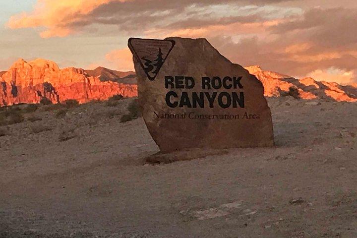 Tour autoguiado en bicicleta eléctrica al amanecer Red Rock Canyon con recogida en el hotel