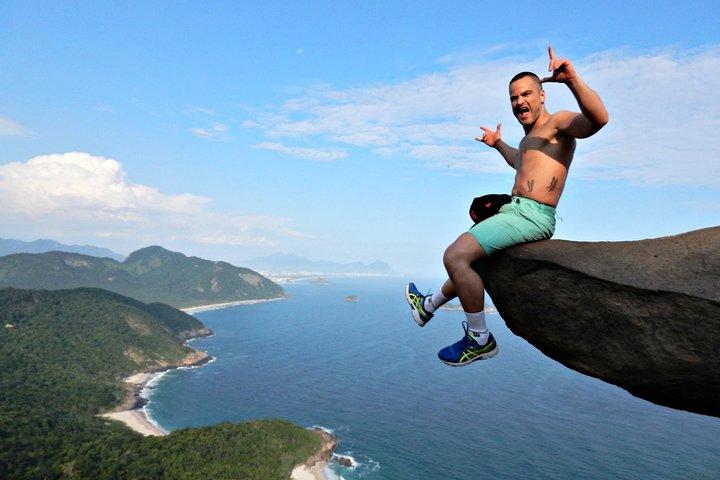リオで最高のツアーオペレーターとペドラ・ド・テレグラフォハイキングツアー