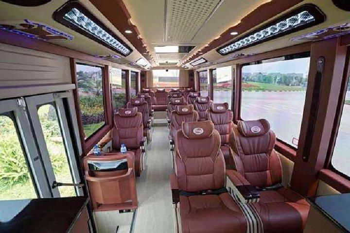 カットバ行きのバス、高速道路、スピードボート