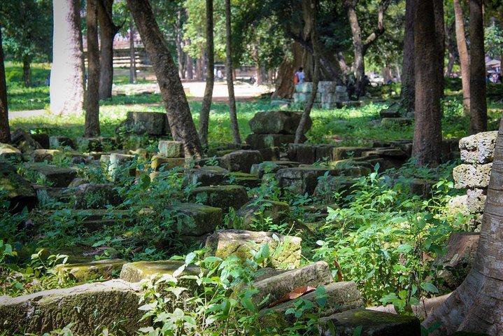 Kulen Mountain Waterfallへの素晴らしいツアー、Kompong Plok Foating Villageの夕日