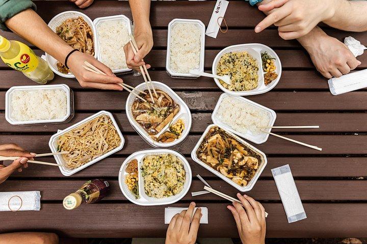 東京のローカル感覚で食べるプライベート＆パーソナライズドフードツアー