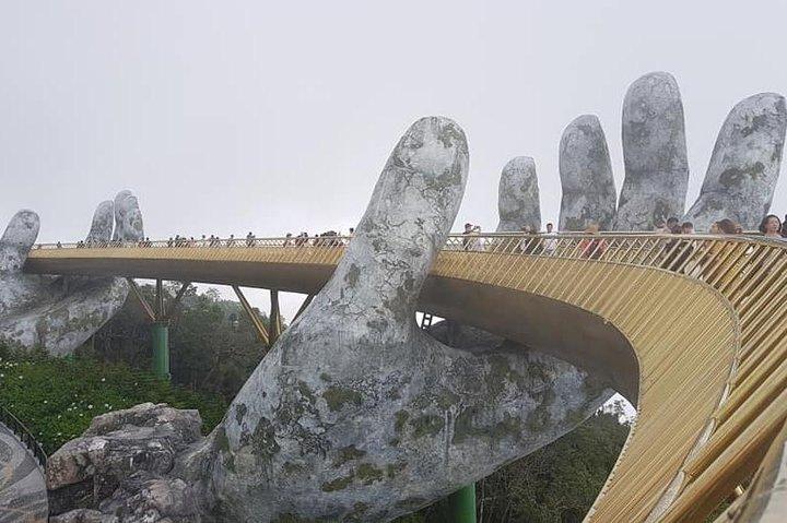 Guidet tur til GOLDEN BRIDGE, MARBLE MOUTAIN, DRAGON BRIDGE fra TIEN SA eller CHAN MAY