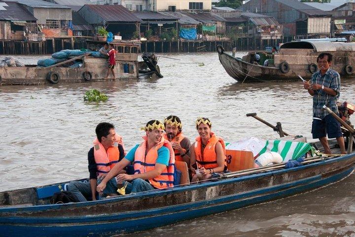 Mercado flutuante de Can Tho se combina com Delta do Mekong 01 dia diariamente