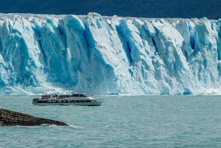 Glaciar Perito Moreno con Navegación desde El Calafate