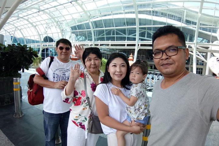 Bali Flughafen Privater Transfer Check-in ODER Check-out Seminyak Area
