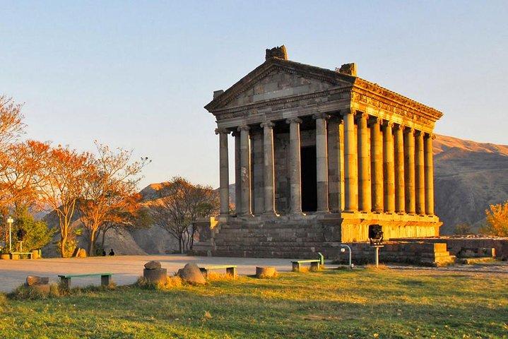 Private Tour zum Garni-Tempel, zum Geghard-Kloster, zum Tsaghkadzor und zum Kecharis-Kloster