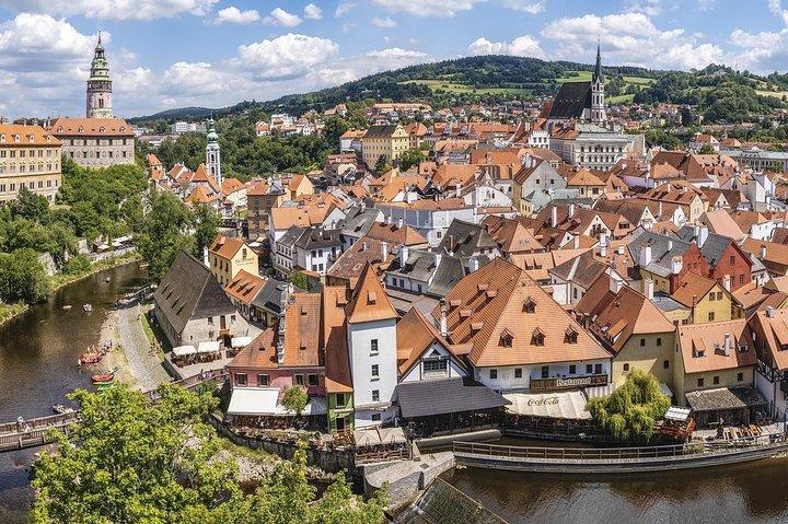 Transfert privé de Prague à Cesky Krumlov, chauffeur anglophone