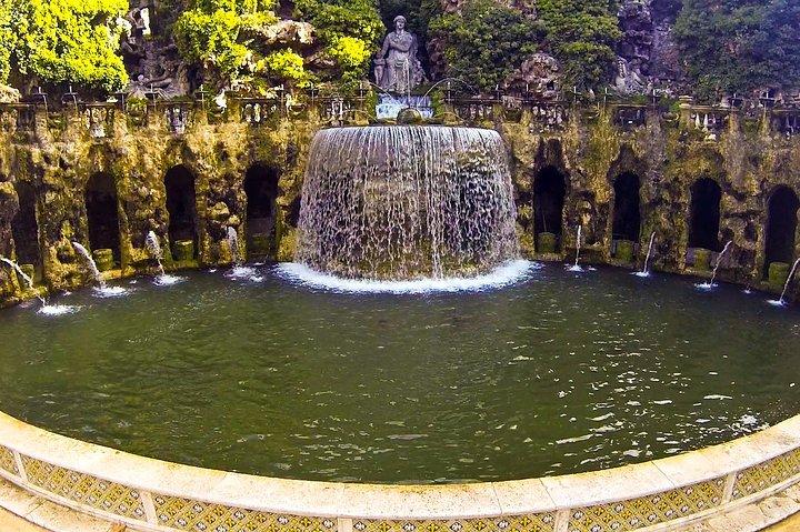 Fuga nella campagna romana: tour di Tivoli e degustazione di vini da Roma