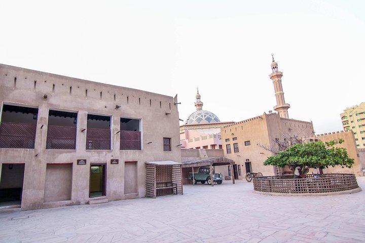 Visite privée : Sharjah City Highlights from Dubai