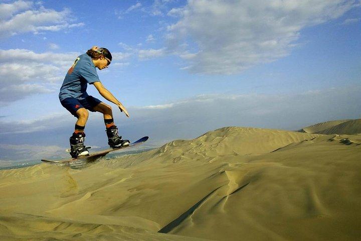 Private Dune Buggy Tour with Sandboard or Ski / 2 hours