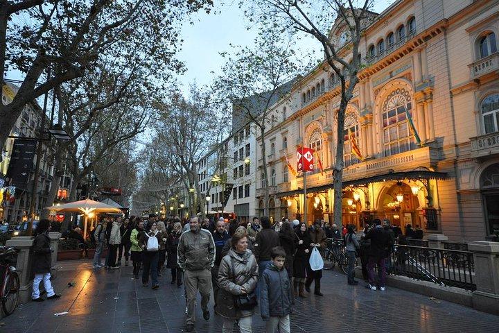 Privat sightseeing i Barcelona om natten