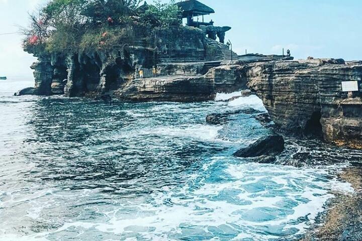 Tour privado: templo de tanah lot y templo de uluwatu - insta spots - wifi gratuito