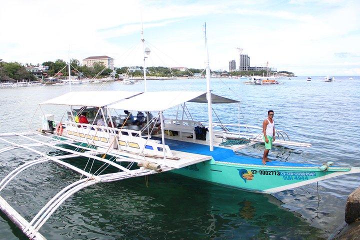 Visite de l'île de Caubian à la CEBU