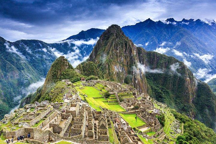 Valle Sagrado + Machu Picchu med tog (2 dage)