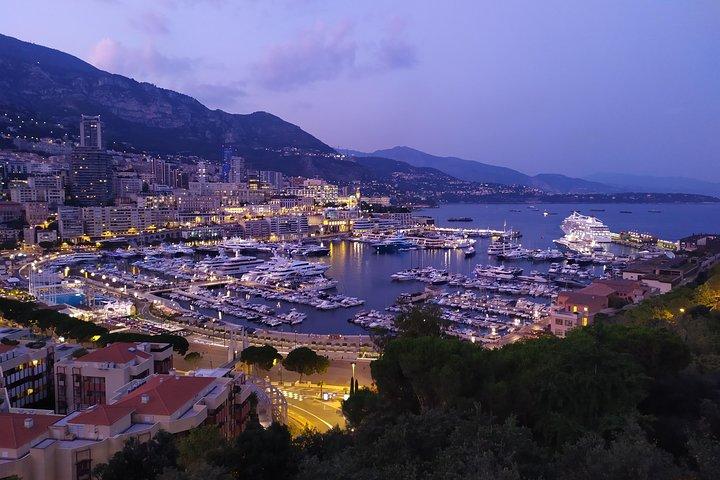Tour privato di Monaco di notte