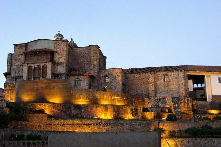 Excursion d'une demi-journée à Cusco : Cathédrale, Qorikancha et quatre ruines