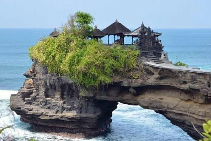 Tour privato tanah lot temple e uluwatu temple - wifi gratuito