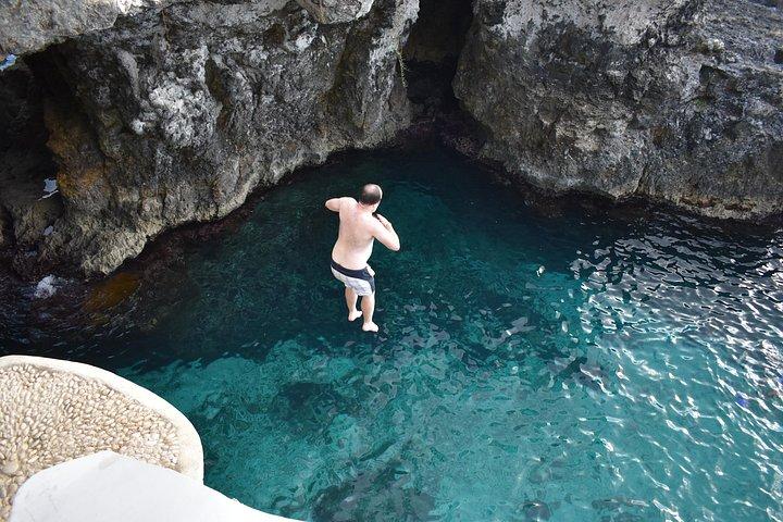 セブン マイル ビーチ & リックス カフェへのネグリル日帰り旅行、モンテゴ ベイからの入場付き