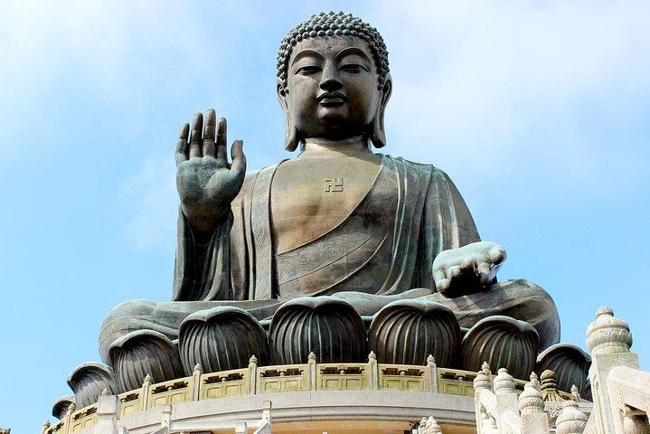 Hong Kong Disneyland Hotel 3-nætters pakke plus Giant Buddha Cable Car Tour
