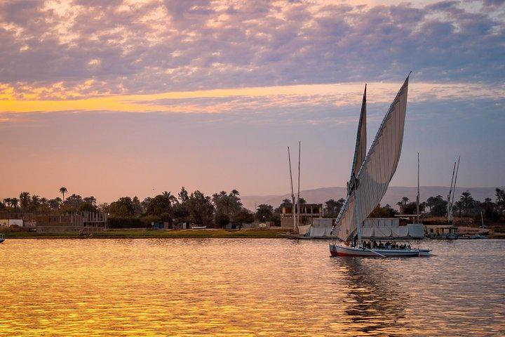 Excursão guiada ao Museu Egípcio Antigo e Felucca Ride on the Nile