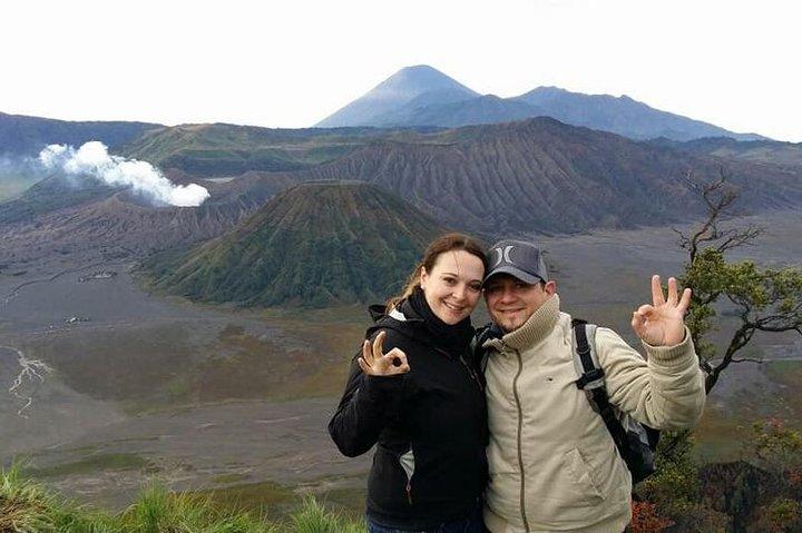 East Java Tours Package 4D 3N (Volcán - Fotografía de cascadas)