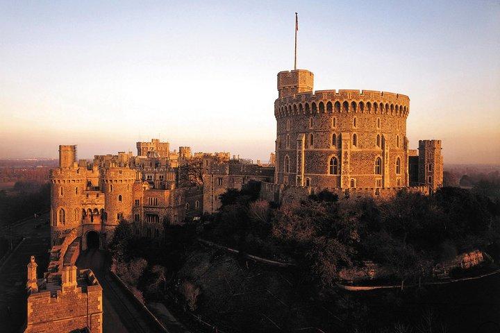 ロンドンとヒースローからウィンザー城を経由してサウサンプトンまでのクルーズターミナル