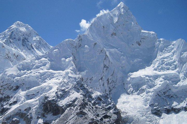 7 Tage Everest Base Camp Trek mit Hubschrauberrückflug