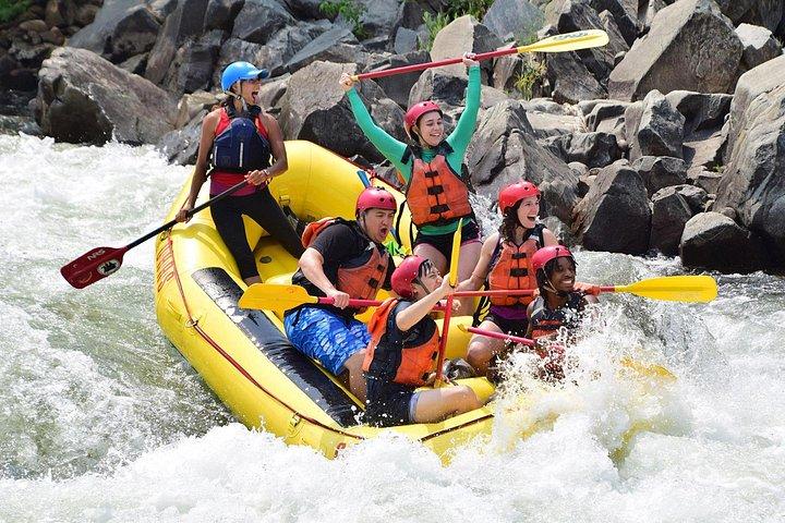Rafting Tour In Trishuli river