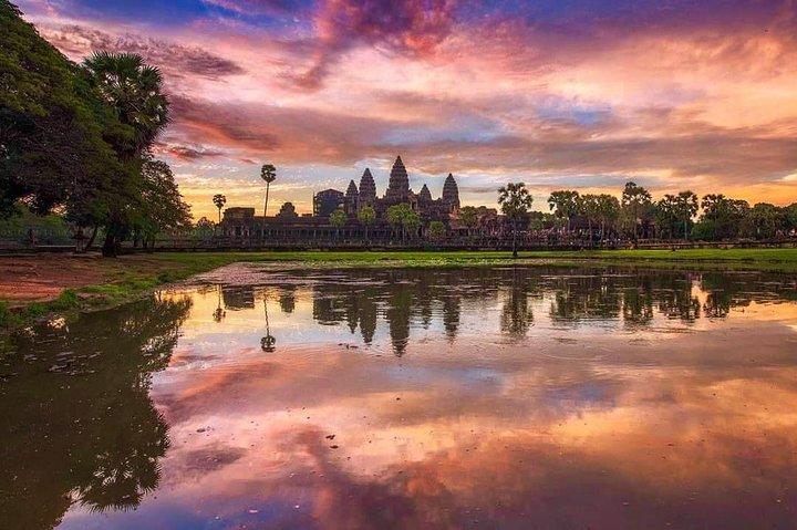 Esplora Angkor Wat e il tour privato VIP del Tempio Magico