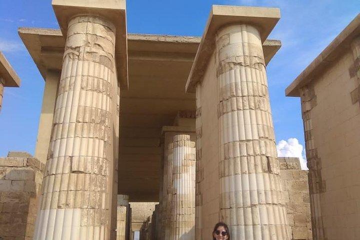 Tour di un giorno alle Piramidi di Giza Saqqara Memphis e Dahshur dal Cairo