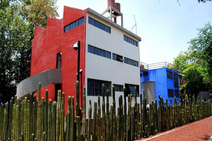 Frida Kahlo Museum and Diego Rivera Studio Tour with Admission Tickets
