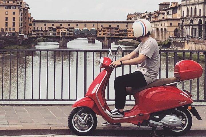 Alquiler Florence Vespa