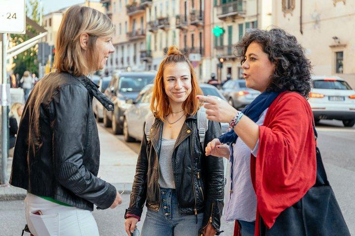 VISITE PRIVÉE de Vérone : faits saillants et trésors cachés avec habitants et collation inclus
