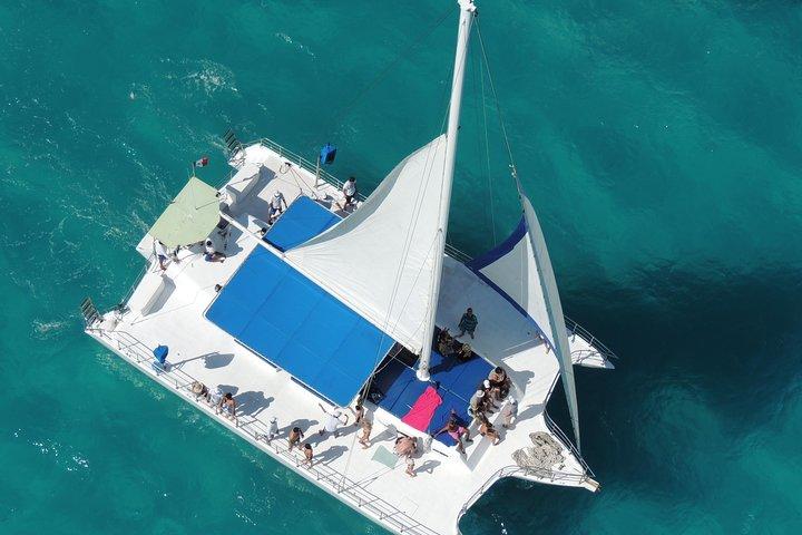 Aventura de catamarã em Cancun