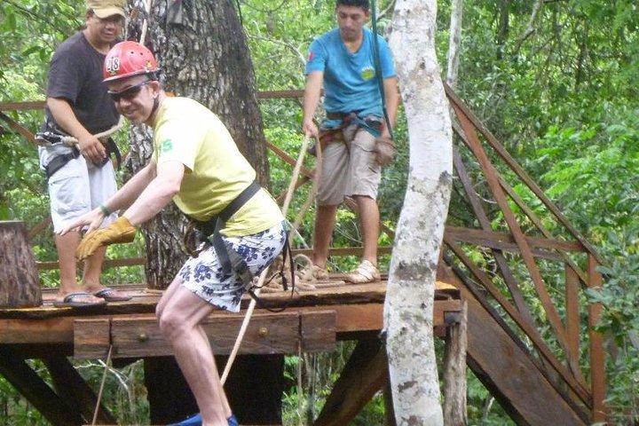 Guida un Atv, vivi l'esperienza della ziplining e nuota su un vero cenote