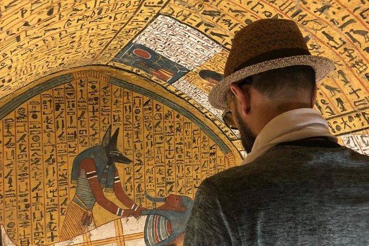Private Over Day nach Luxor von Kairo mit dem Flug Besuchen Sie Ost- und Westjordanland